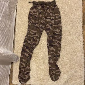 Never worn camo joggers !!!
